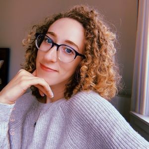 Meet your Posher, Lizzie